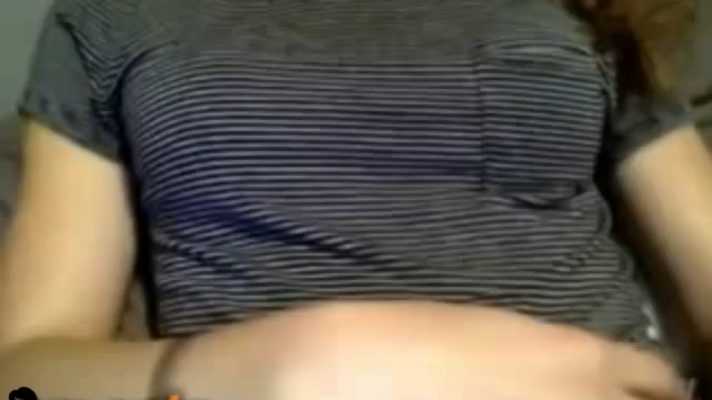 Young Babe Reacts to Cumshot