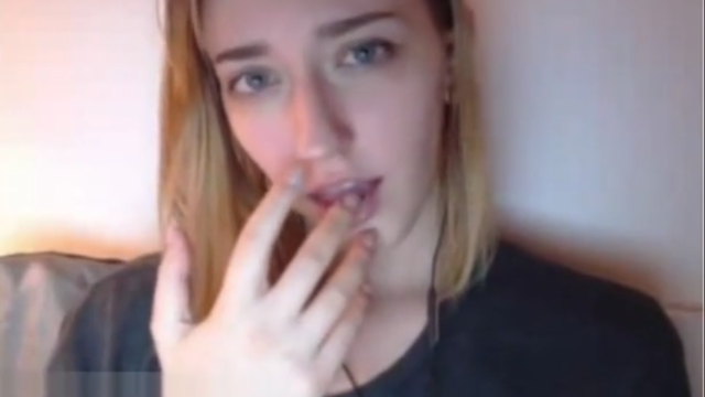 Petite Omegle teen with clean shaved pussy